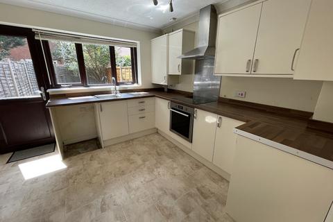 12 Fox Covert, Stourbridge, DY8 3TW