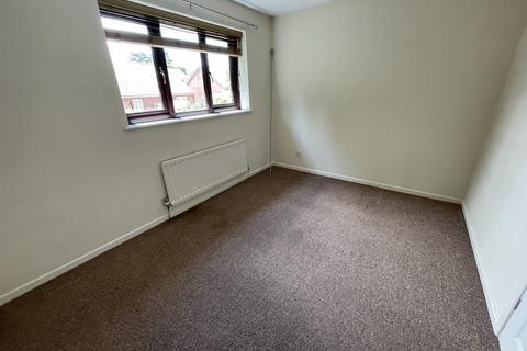 12 Fox Covert, Stourbridge, DY8 3TW