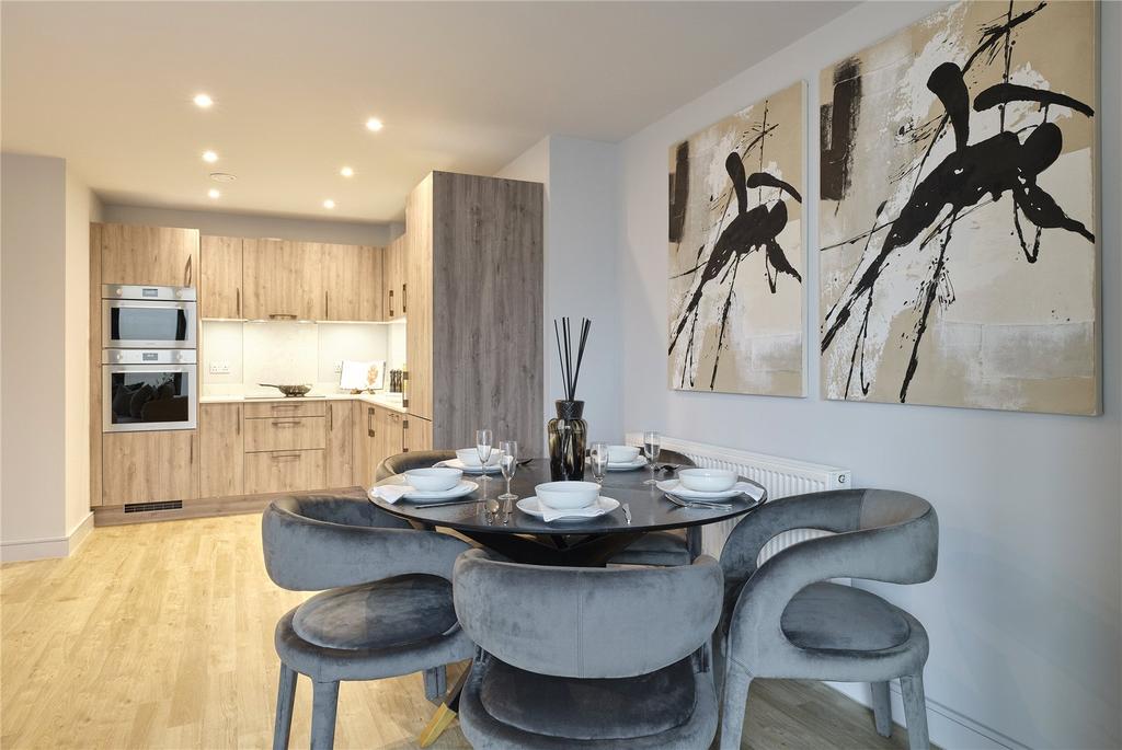 Show Apartment