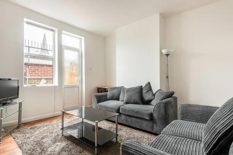 4 bedroom flat to rent, 276A Sharrow Vale Road, Sheffield S11