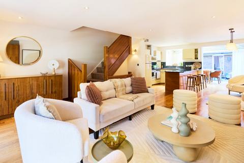 5 bedroom terraced house for sale, Cinnamon Row, London SW11