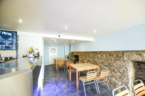 Retail property (high street) for sale, 2 Parade Sq Lostwithiel PL22 0DX