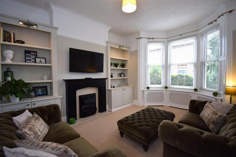 3 bedroom terraced house for sale, Banbury Terrace, South Shields