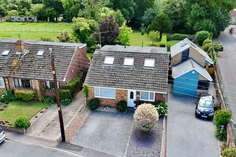 4 bedroom detached house for sale, School Lane, Sittingbourne ME9
