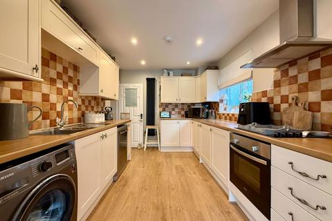 4 bedroom detached house for sale, School Lane, Sittingbourne ME9