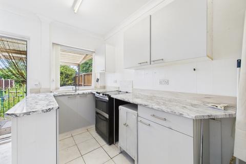 2 bedroom terraced house for sale, Dovercourt Road, Manor Lodge. S2 1UB