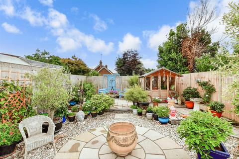 2 bedroom semi-detached bungalow for sale, Chaucer Avenue, Rustington BN16