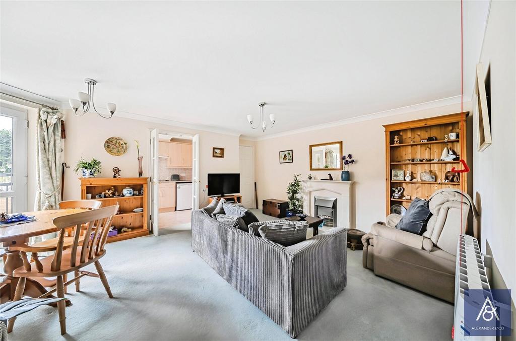 Living/Dining Room