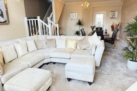 3 bedroom terraced house for sale, Nuthurst Road, Manchester