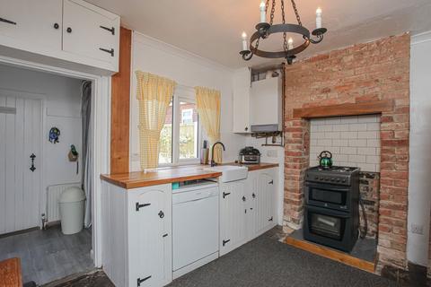 2 bedroom cottage for sale, Wykham Lane, Bodicote