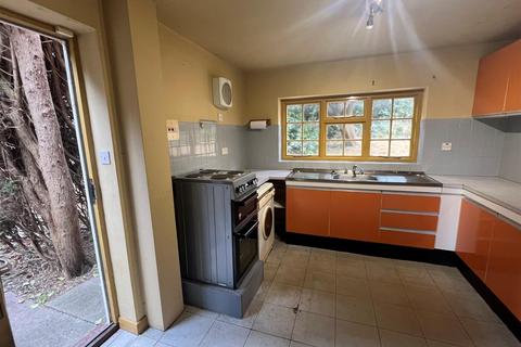 undefined, Eastgate, Hallaton LE16