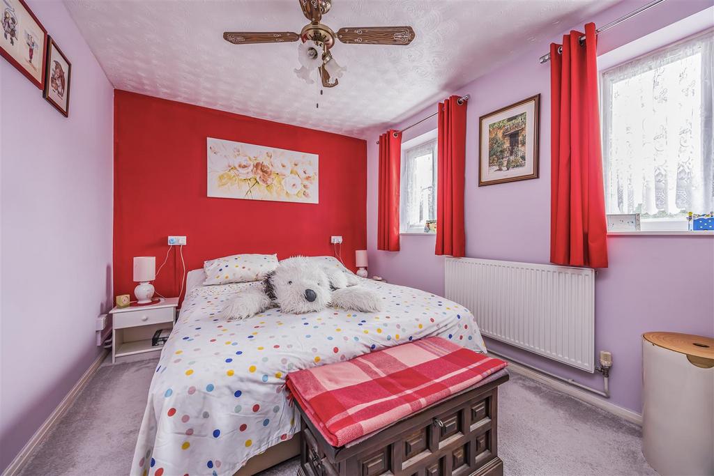 1 Adstone Lane, Anchorage Park, Portsmouth-Portico