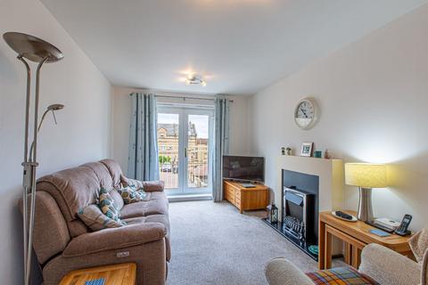 2 bedroom apartment for sale, Gomersall House, Drighlington