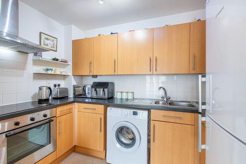 2 bedroom apartment for sale, Gomersall House, Drighlington