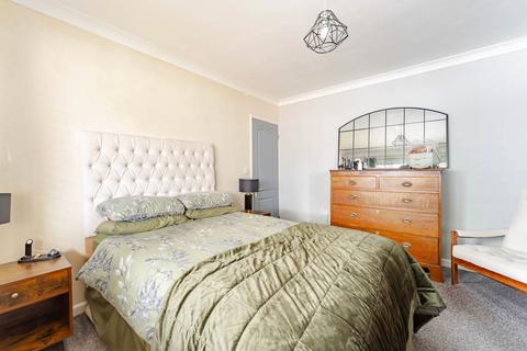 1 Merrifield Road, Lowestoft, NR33 7HA
