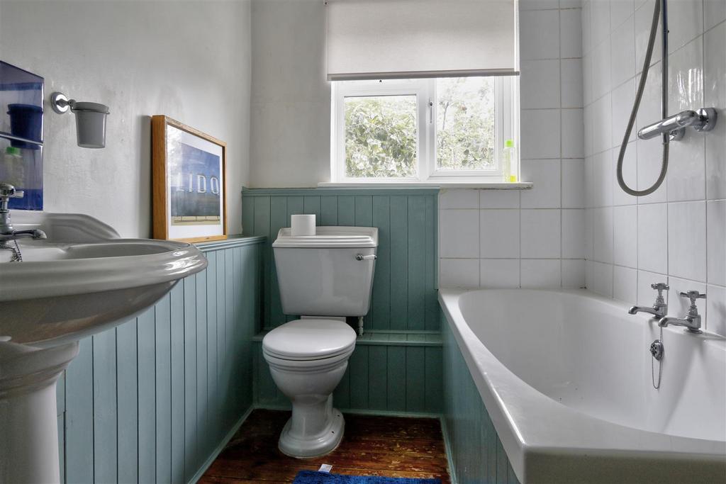 New Bathroom.jpg