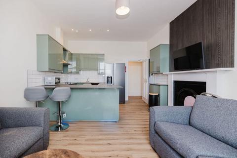 undefined, 0807L Clifton Terrace, Edinburgh, EH12 5DR