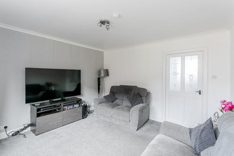 40 Eskvale Drive, Penicuik, EH26 8JH