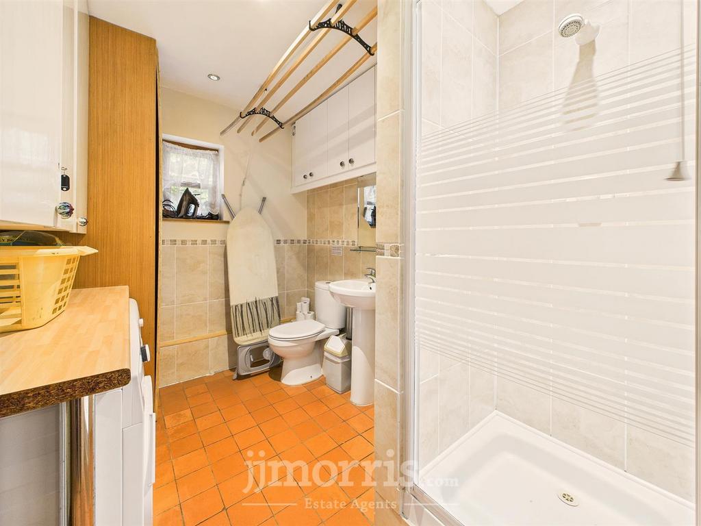 Utility / Shower Room