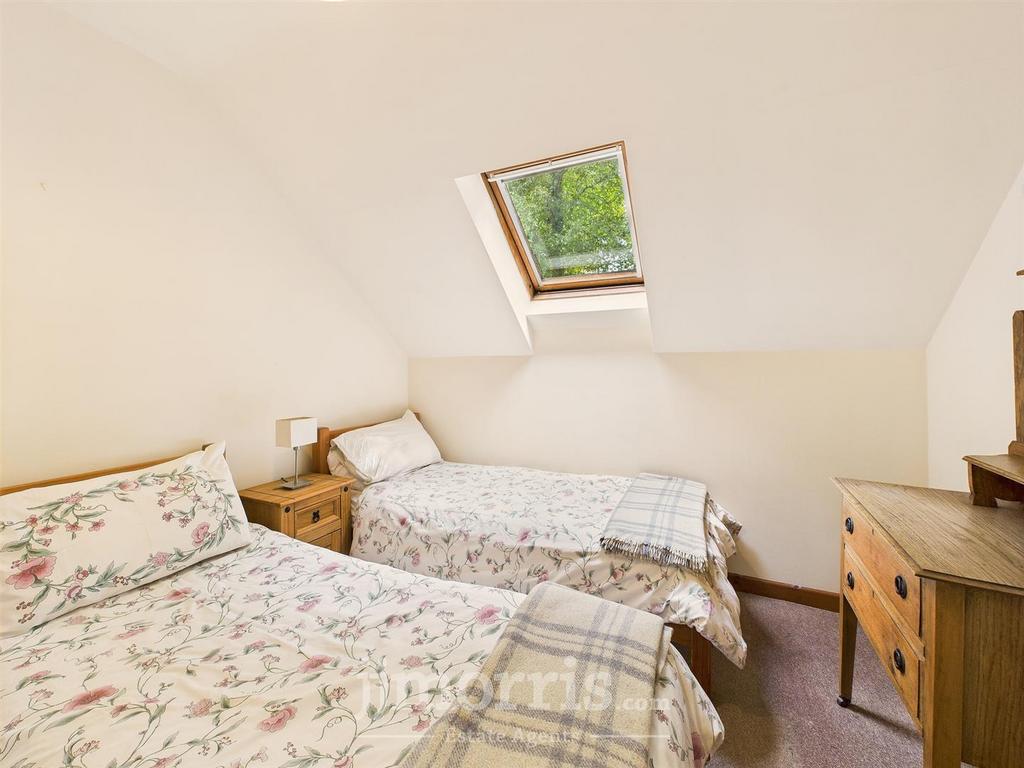 Eighth Bedroom