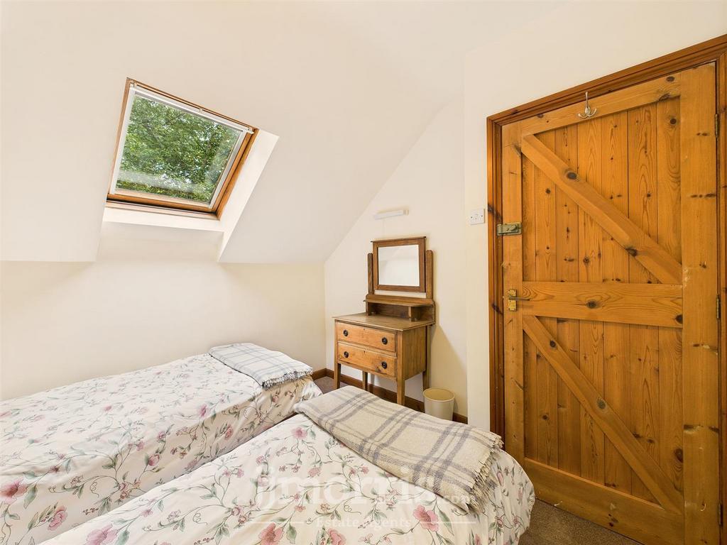 Eighth Bedroom