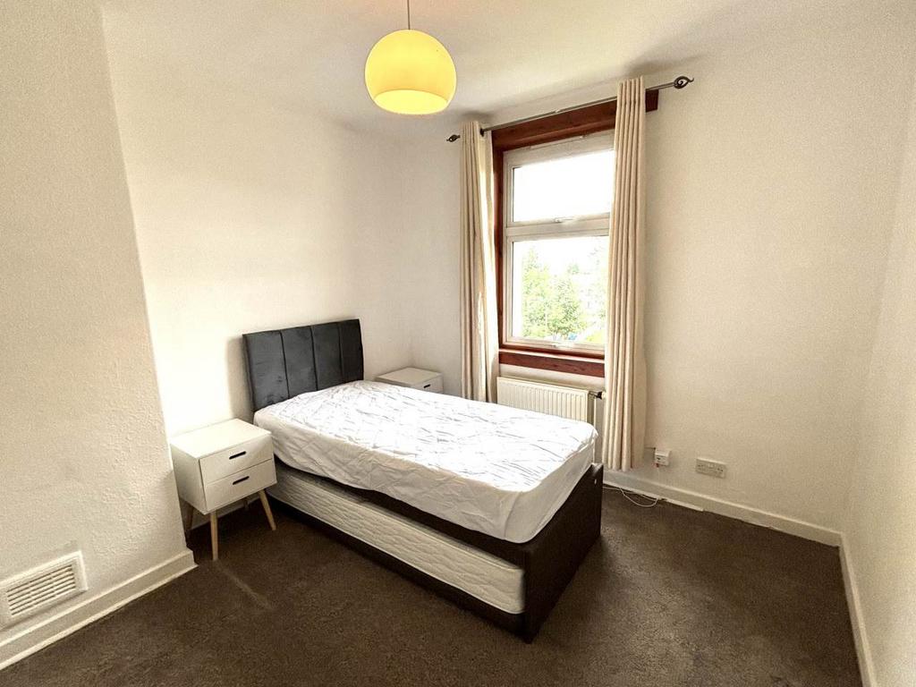 Bedroom 2(1)