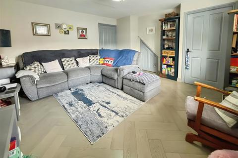 3 bedroom detached house for sale, Plumpton Close, Bradford BD2