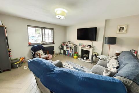 3 bedroom detached house for sale, Plumpton Close, Bradford BD2