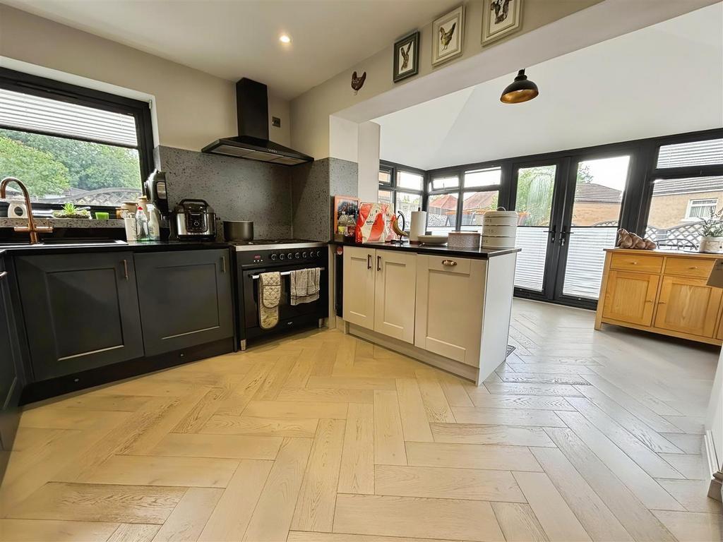 Dining Kitchen