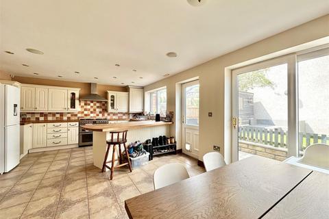 4 bedroom detached house for sale, Lower Lane, Chinley, High Peak