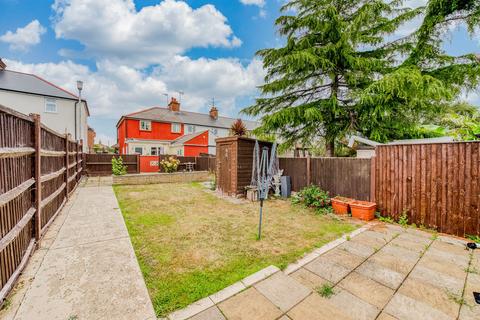 3 bedroom end of terrace house for sale, Braddock Road, Caister-On-Sea