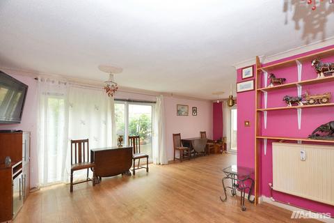4 bedroom detached house for sale, Greenhouse Farm Road, Runcorn