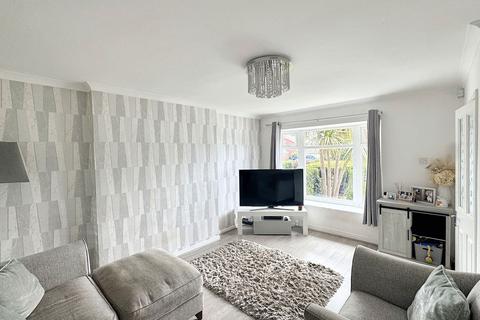 3 bedroom semi-detached house for sale, Swinford Avenue, Widnes