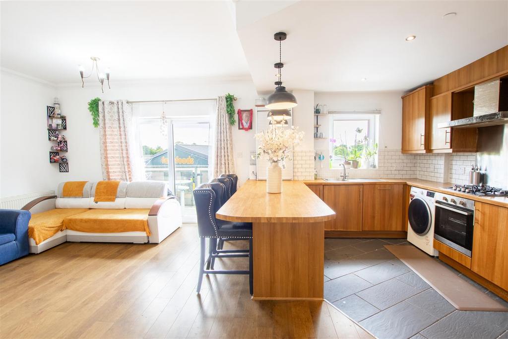 Kitchen.lounge.jpg