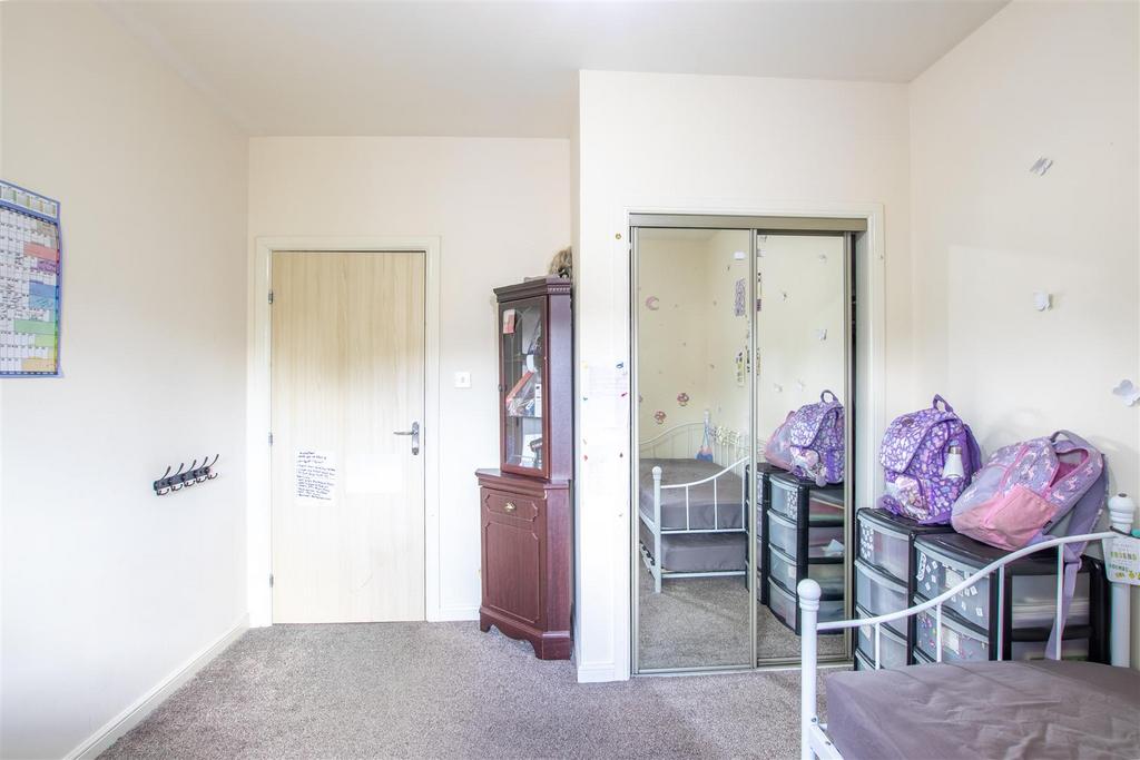 Bedroom.two.jpg