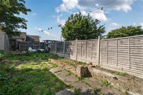 30 Maximfeldt Road, Erith, DA8 1AH