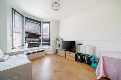 30 Maximfeldt Road, Erith, DA8 1AH