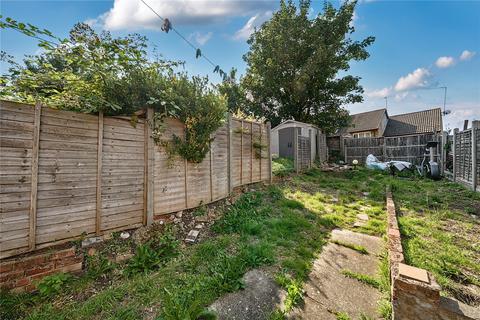 30 Maximfeldt Road, Erith, DA8 1AH