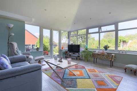 4 bedroom detached house for sale, Shawe Park Road, Kingsley Holt
