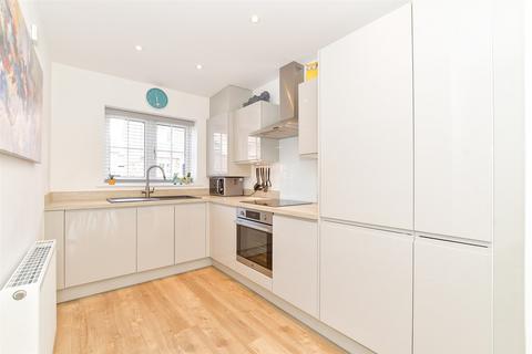 3 bedroom semi-detached house for sale, Farrier Way, Fontwell, Chichester, West Sussex