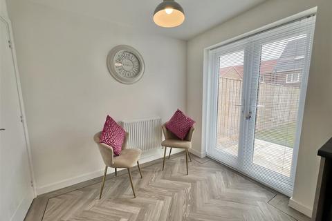 3 bedroom semi-detached house for sale, Dewberry Lane, Darlington