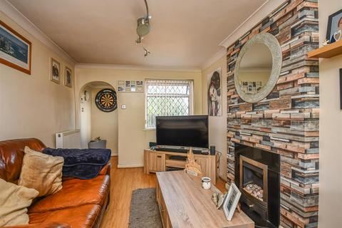 3 bedroom end of terrace house for sale, 25 Foley Grove, Wombourne, Wolverhampton