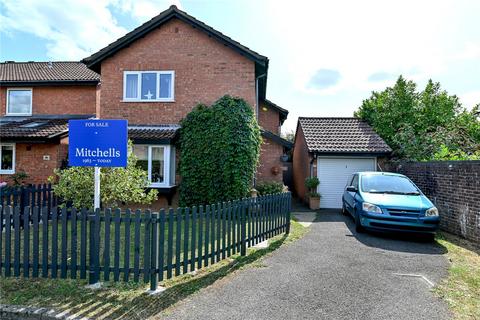 3 bedroom detached house for sale, Foxcote Gardens, New Milton, Hampshire, BH25