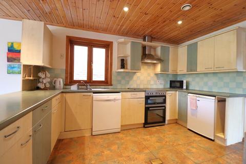 undefined, High Street, Pewsey, SN9 5AQ