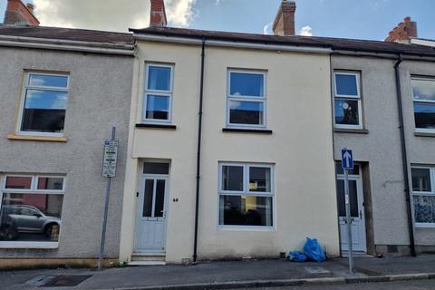 3 bedroom terraced house to rent, 48 Parcmaen Street, Carmarthen
