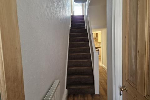 3 bedroom terraced house to rent, 48 Parcmaen Street, Carmarthen