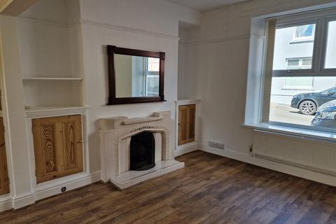 3 bedroom terraced house to rent, 48 Parcmaen Street, Carmarthen