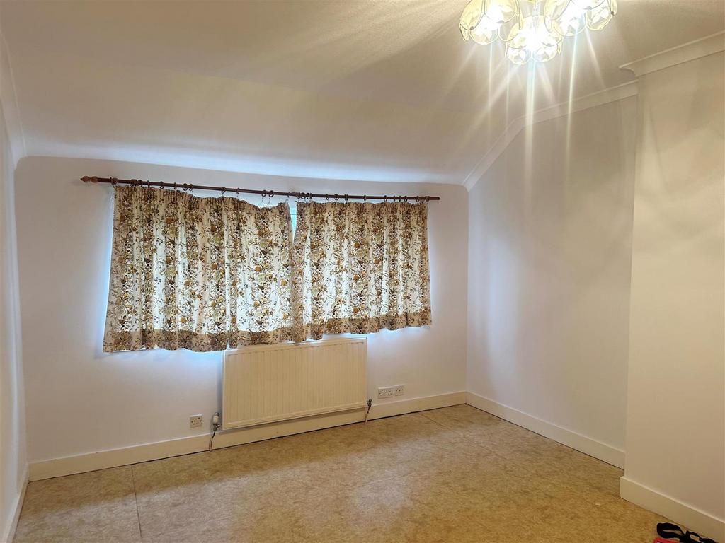 Bedroom 2. copy.jpg