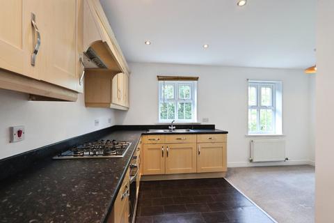 3 bedroom townhouse to rent, Roebuck Ridge, Jump, Barnsley, S74 0LU