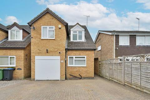 Hill Crest, 1a Berrymead, Hemel Hempstead, HP2 5LF
